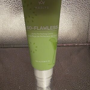 Maelys So-Flawless Green Body Perfecting Camo Moisturizer Brand New